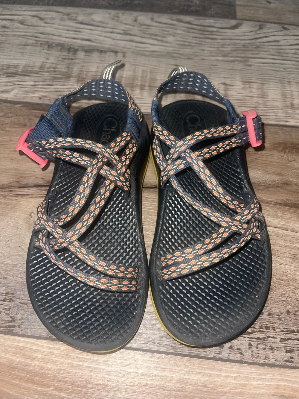 Chaco ZX/1 Ecotread Girls Kid's/Junior Sandals Black Yellow Crest Citrus Size 2